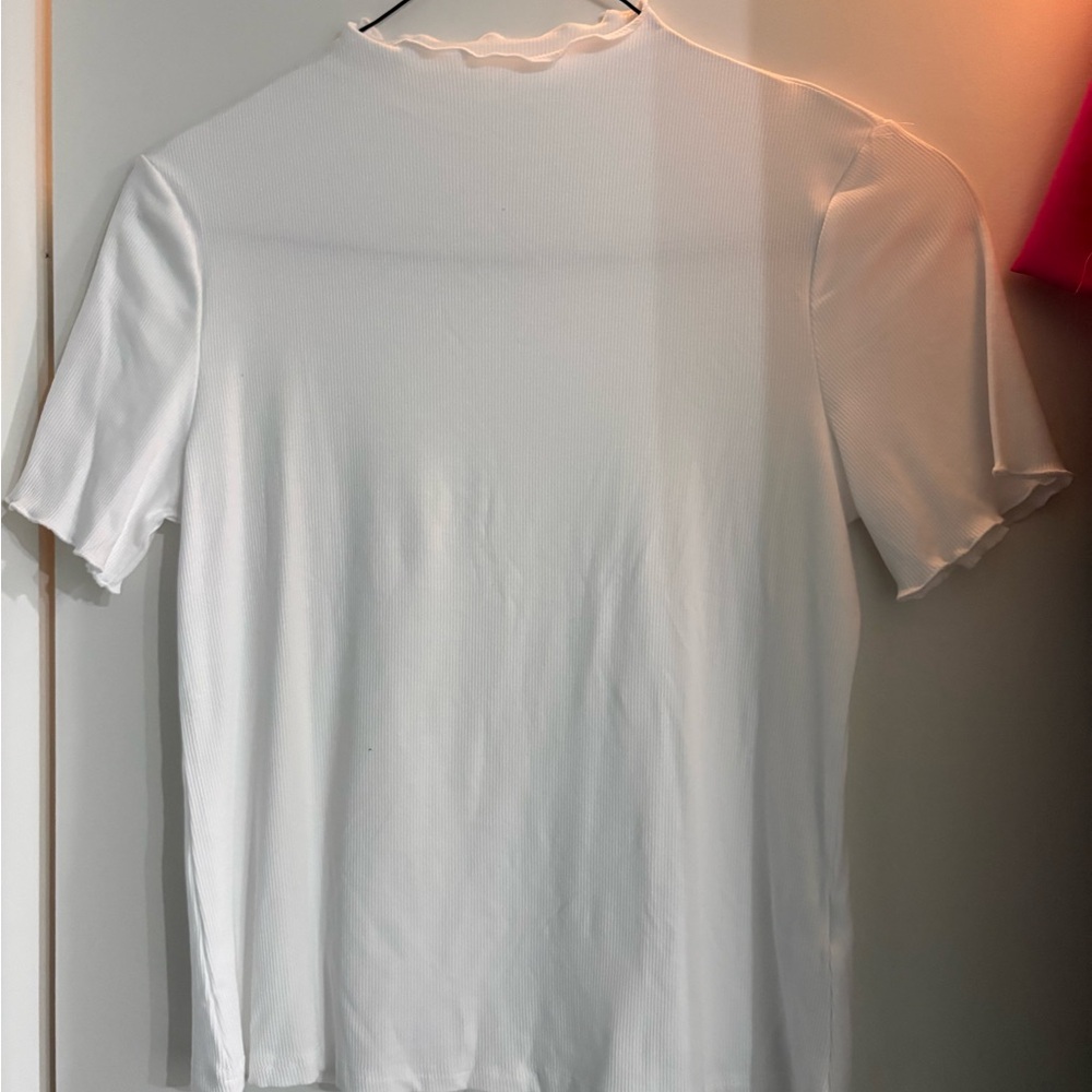 Classic White womens  Shirt NWOT